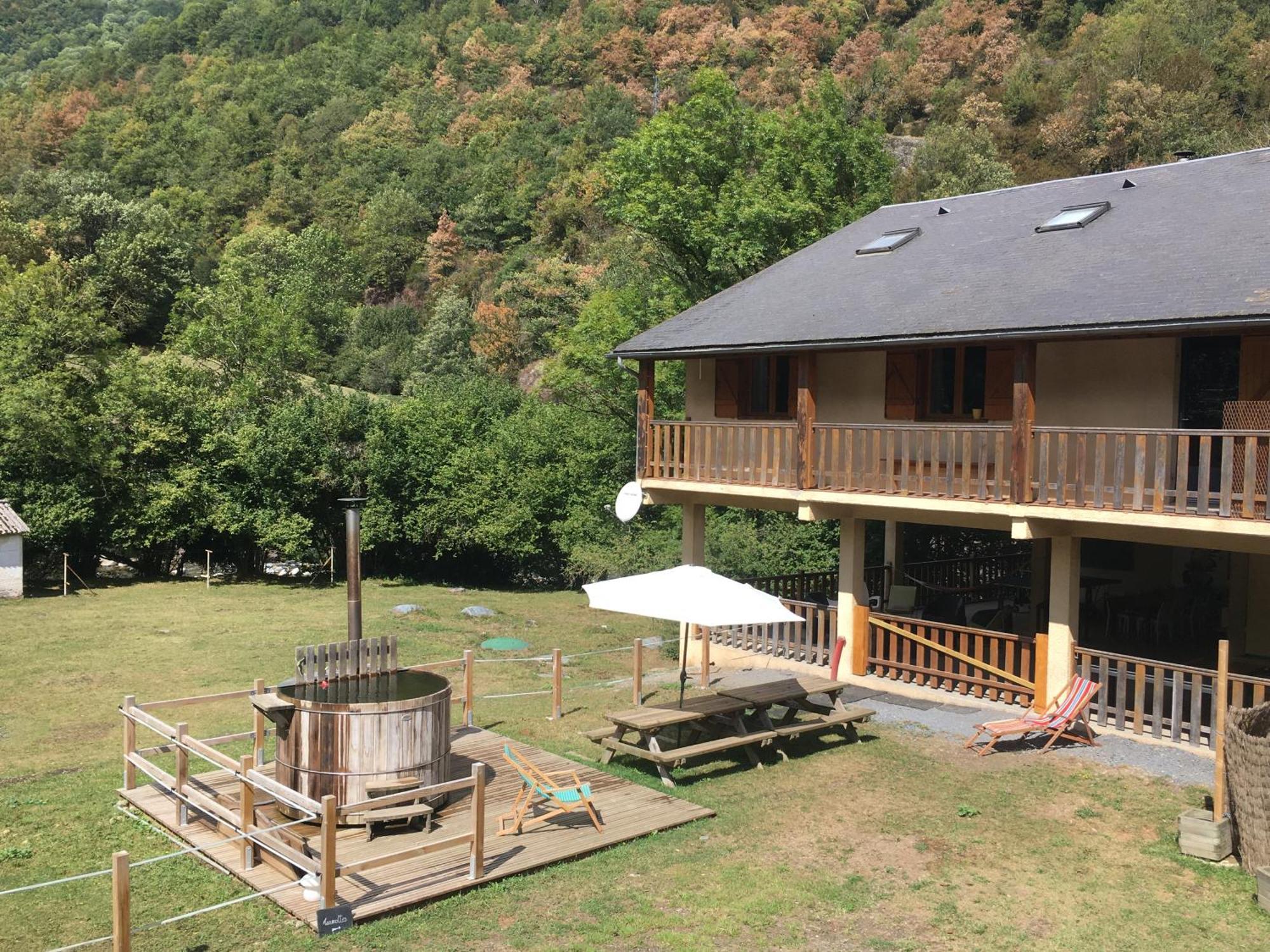 Villa Les Marmottes Pour 12 Avec Bain Nordique Privatif Camous Exterior foto