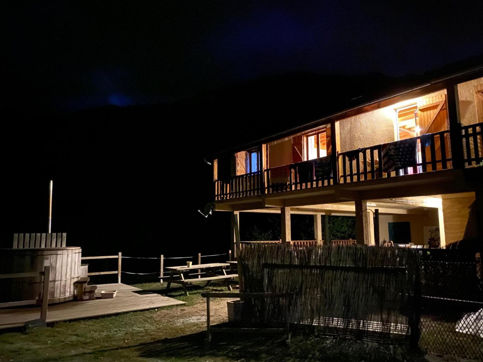 Villa Les Marmottes Pour 12 Avec Bain Nordique Privatif Camous Exterior foto